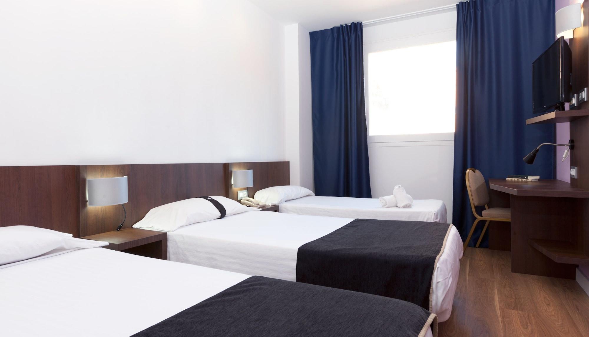 Hotel Olympia Universidades Valencia Exterior photo