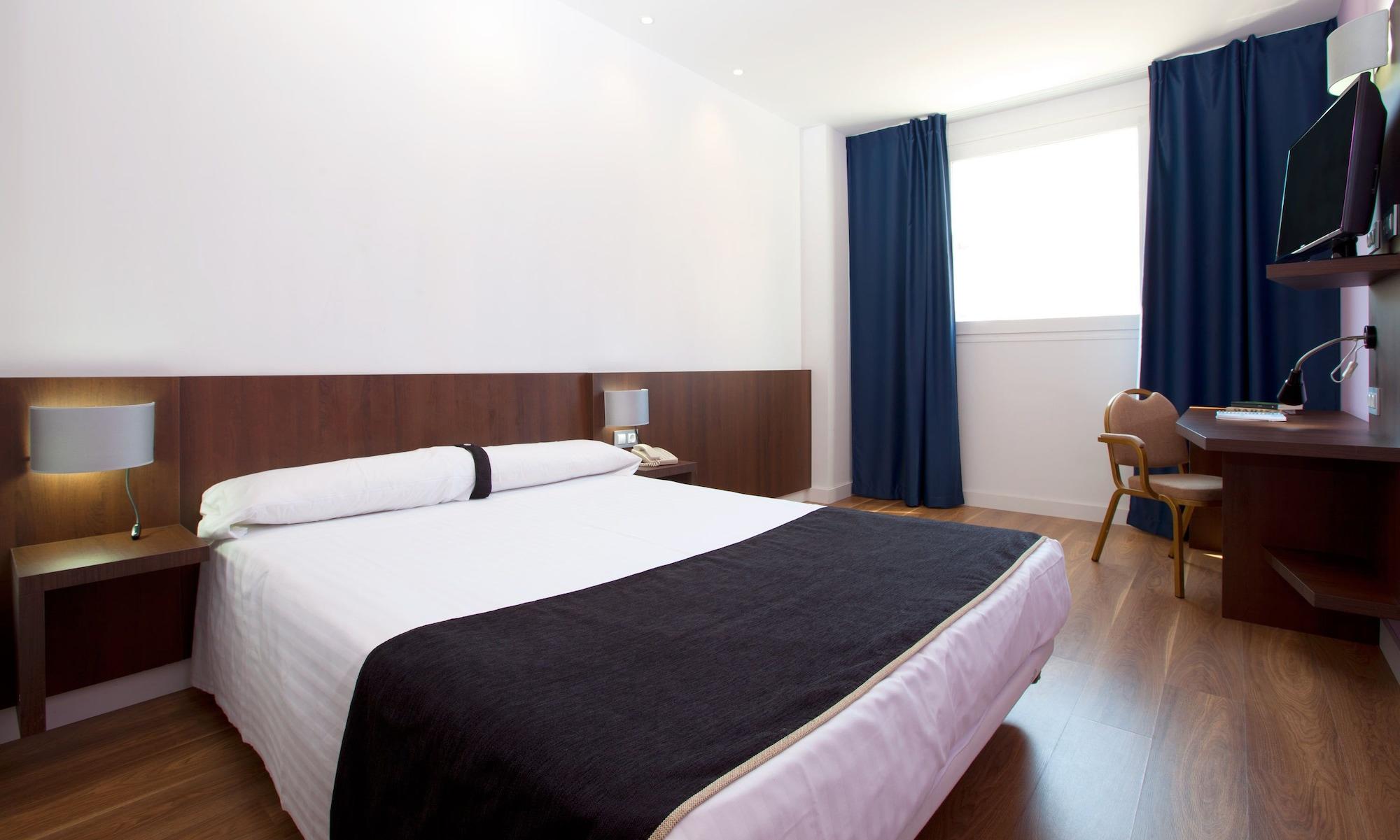 Hotel Olympia Universidades Valencia Exterior photo