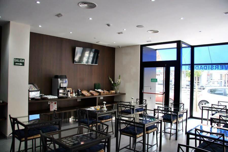 Hotel Olympia Universidades Valencia Exterior photo